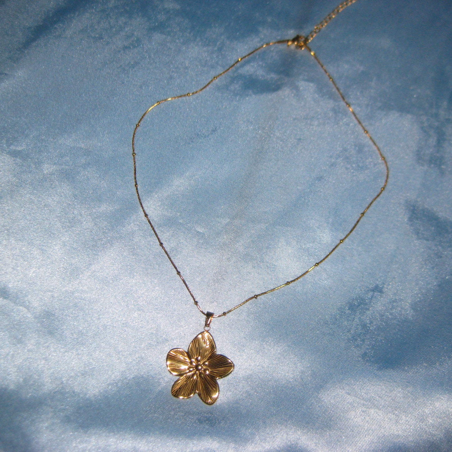 golden flower beaded chain necklace