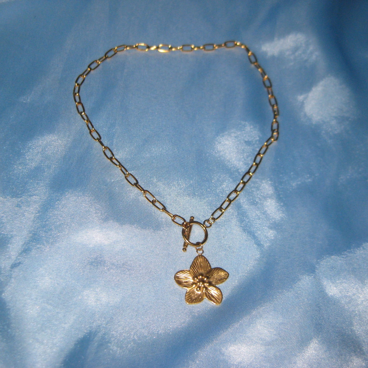 goldlink chain flower necklace