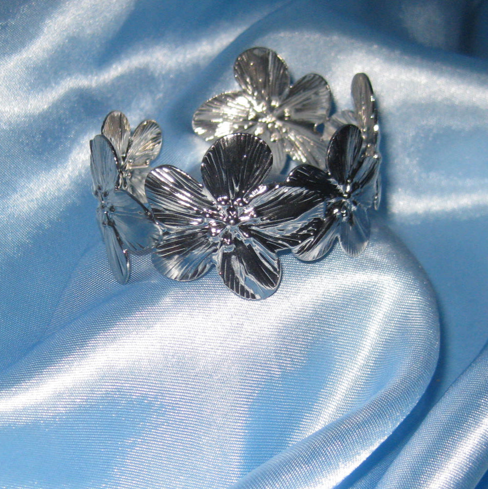 silver flower bangle arm cuff/bracelet