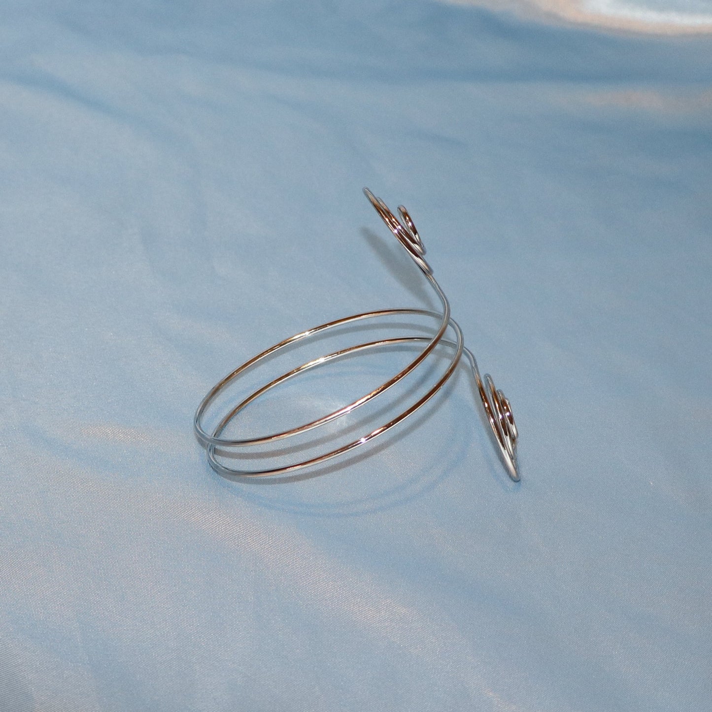 double swirl arm cuff silver