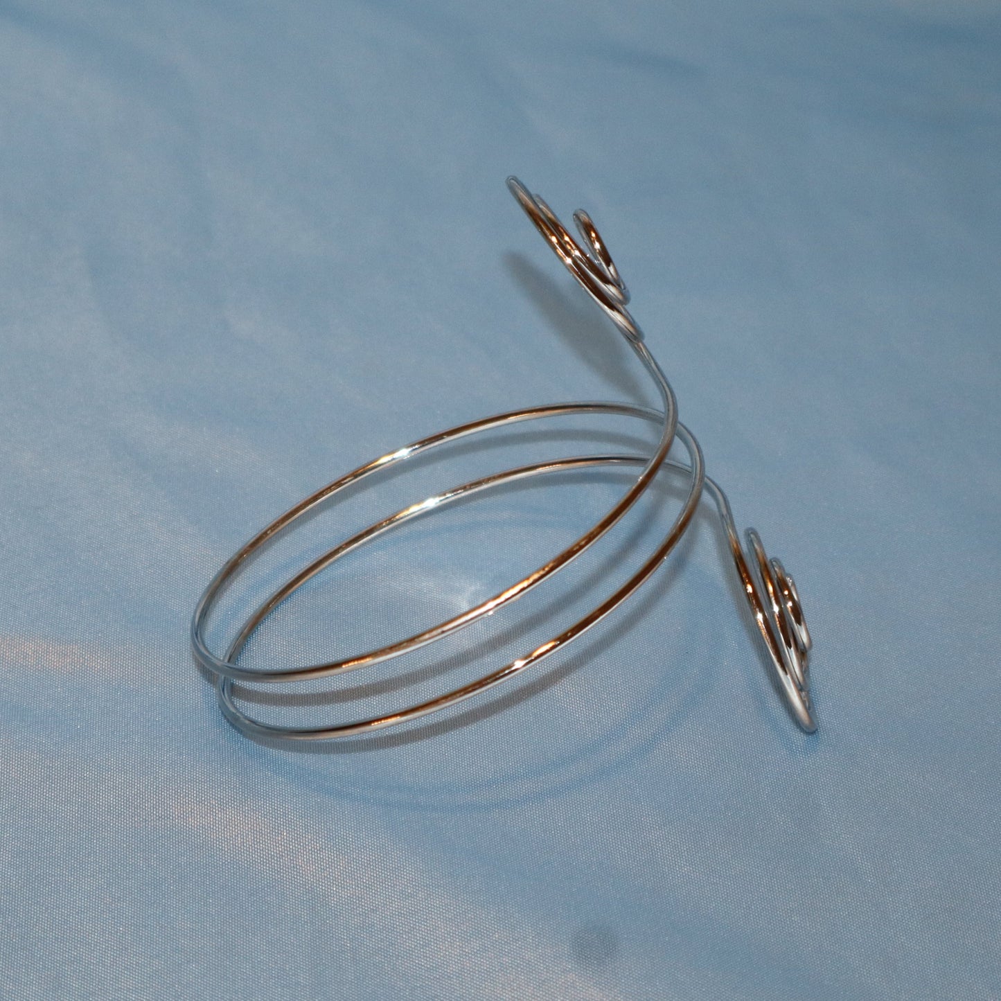 double swirl arm cuff silver