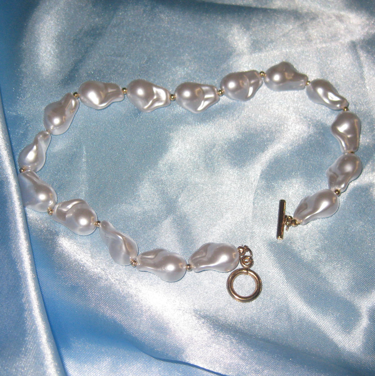 chunky gold pearl necklace
