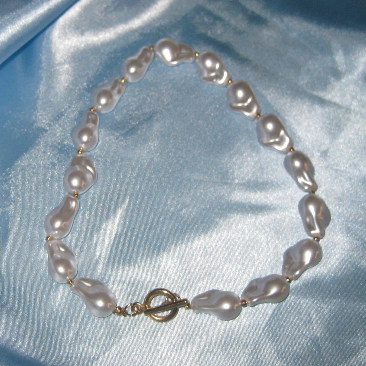 chunky gold pearl necklace