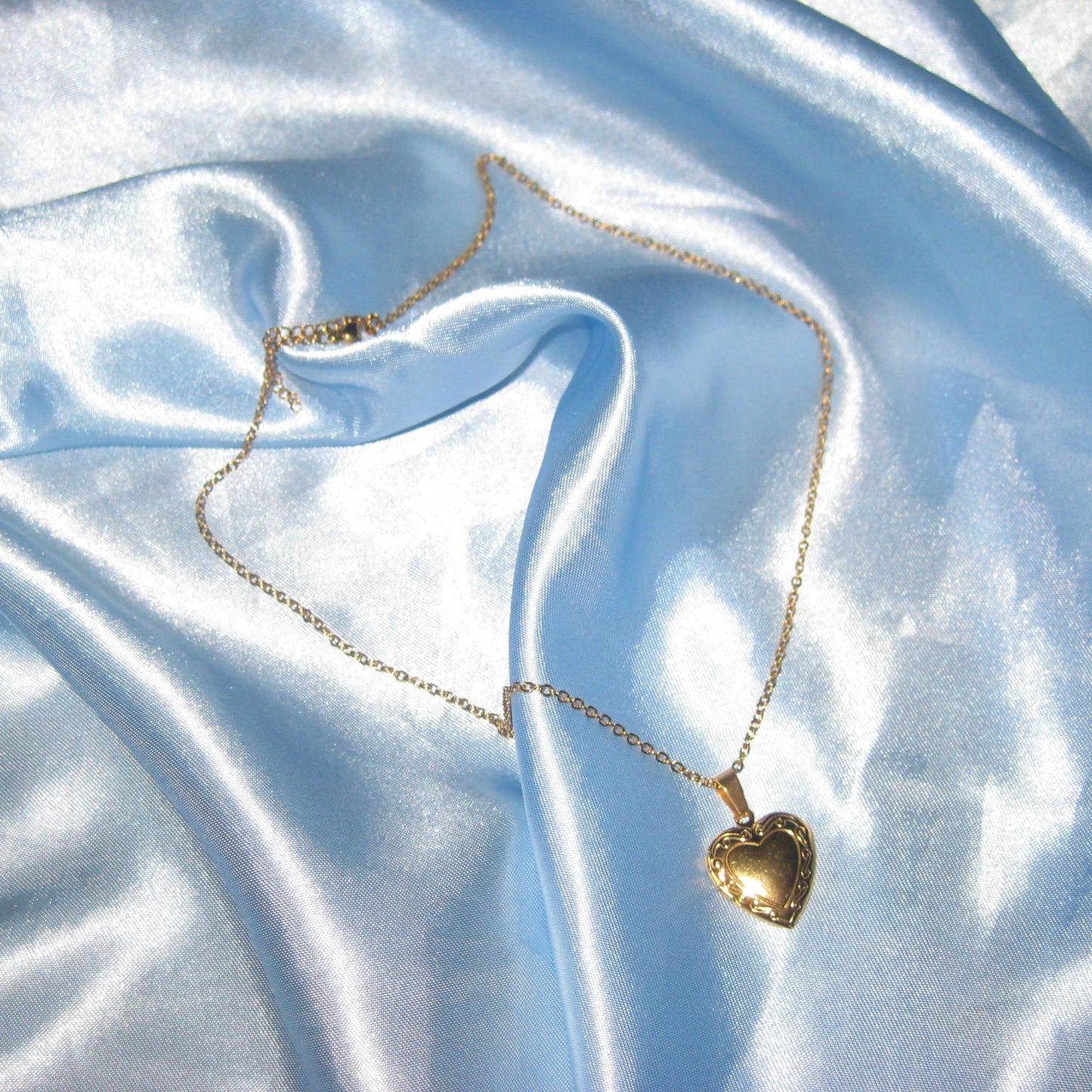 gold small heart locket