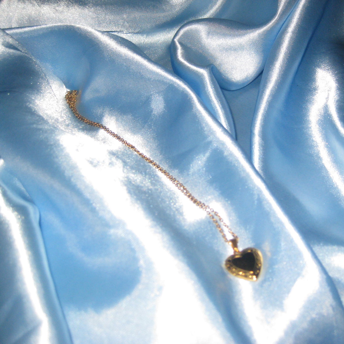 gold small heart locket