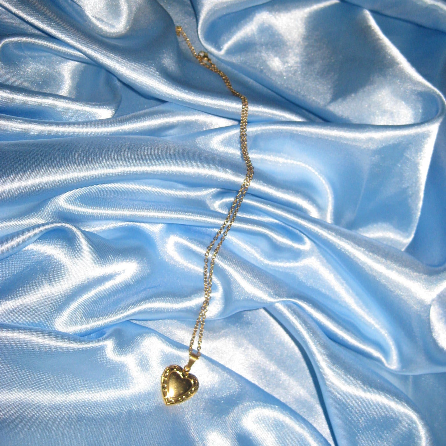 gold small heart locket