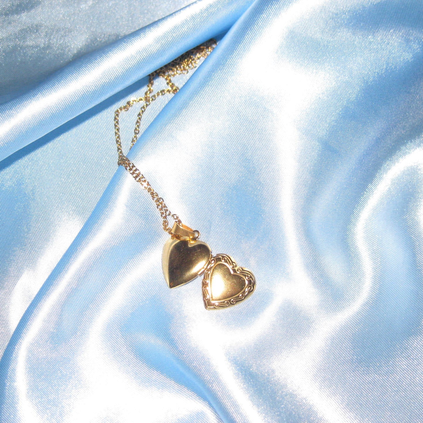 gold small heart locket