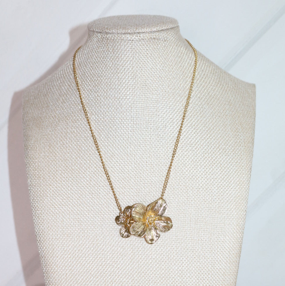 double flower gold necklace