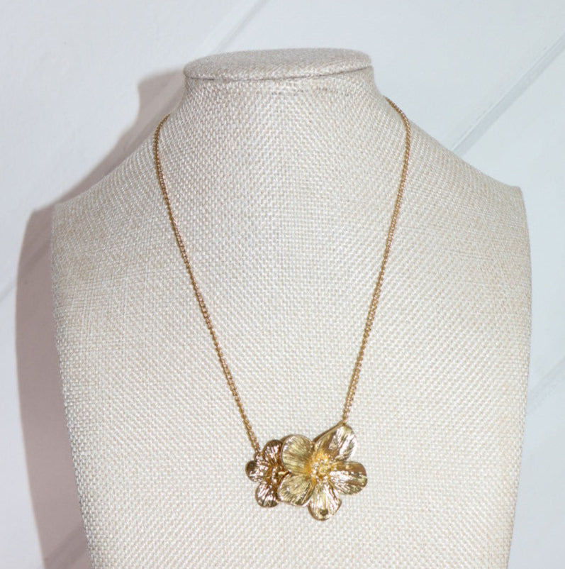 double flower gold necklace