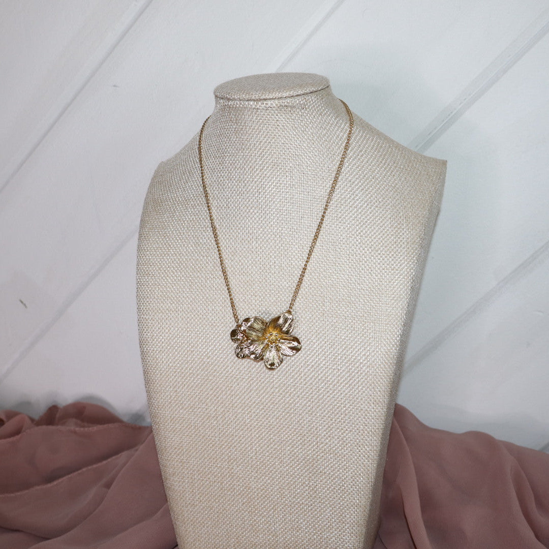 double flower gold necklace