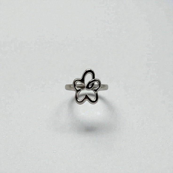Silver flower Outline Ring- Silver
