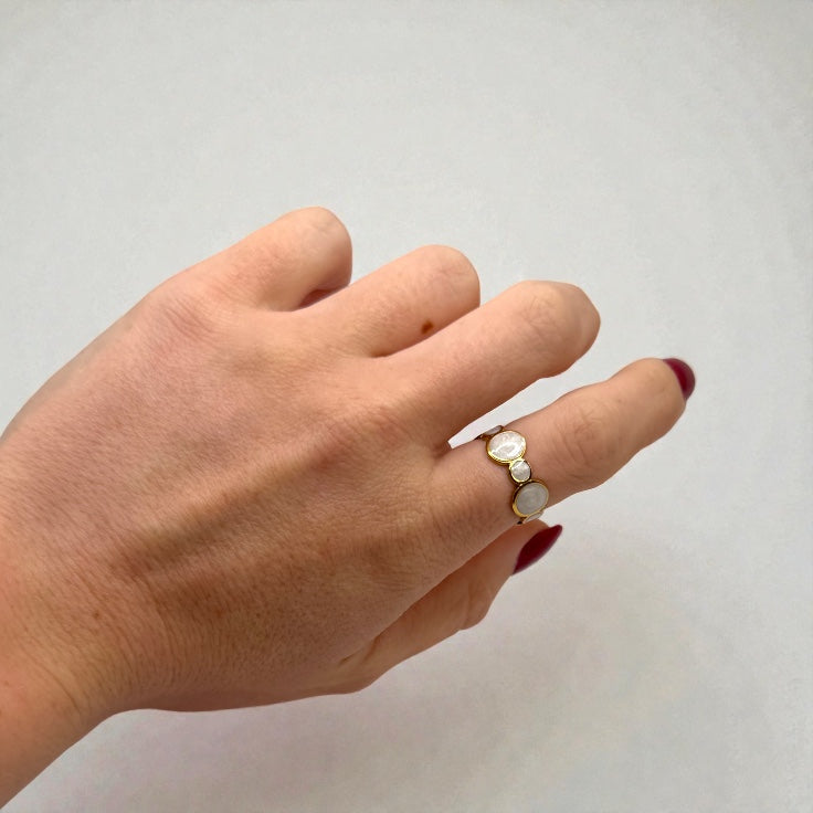 Luna Disc Ring – Gold