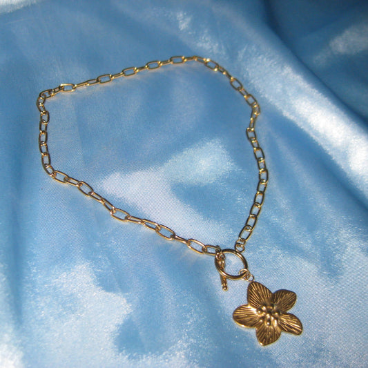 goldlink chain flower necklace