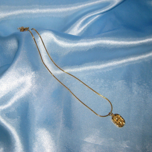 golden rose pendant necklace