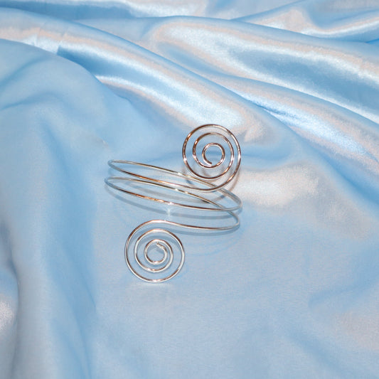 double swirl arm cuff silver