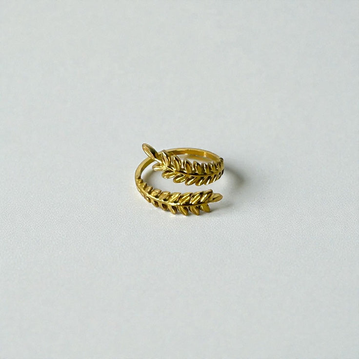 Laurel Wrap Ring- Gold