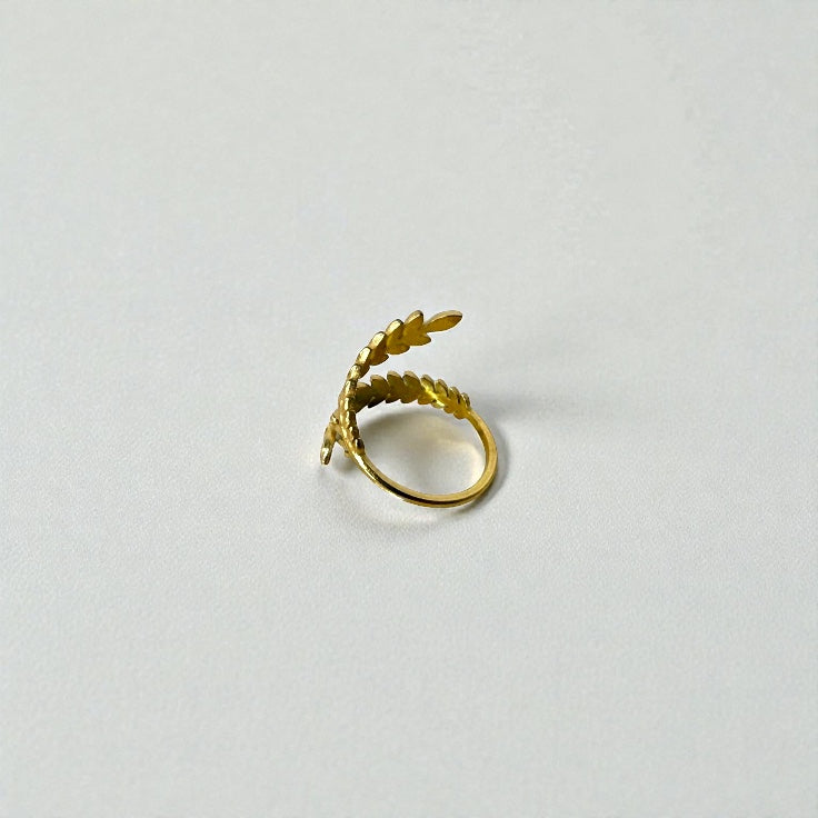 Laurel Wrap Ring- Gold