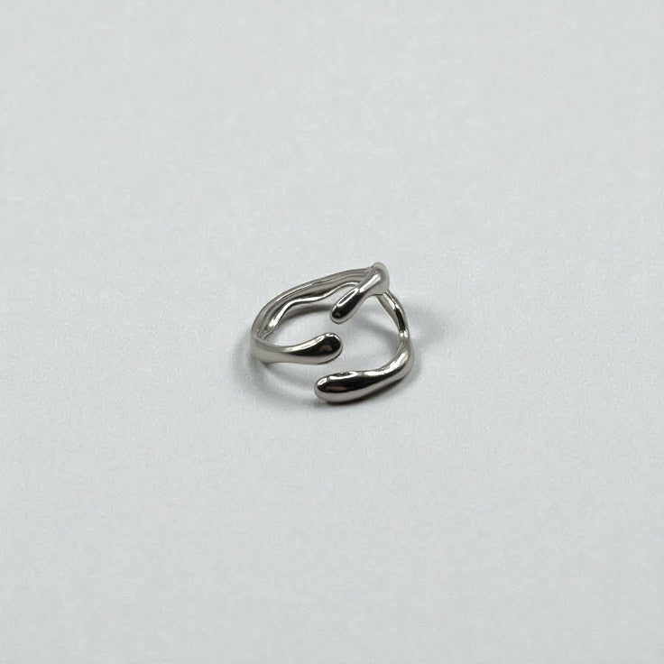 Liquid Flow Ring – Silver