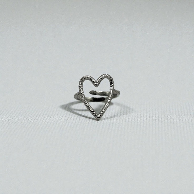 Open Heart Statement Ring – Silver