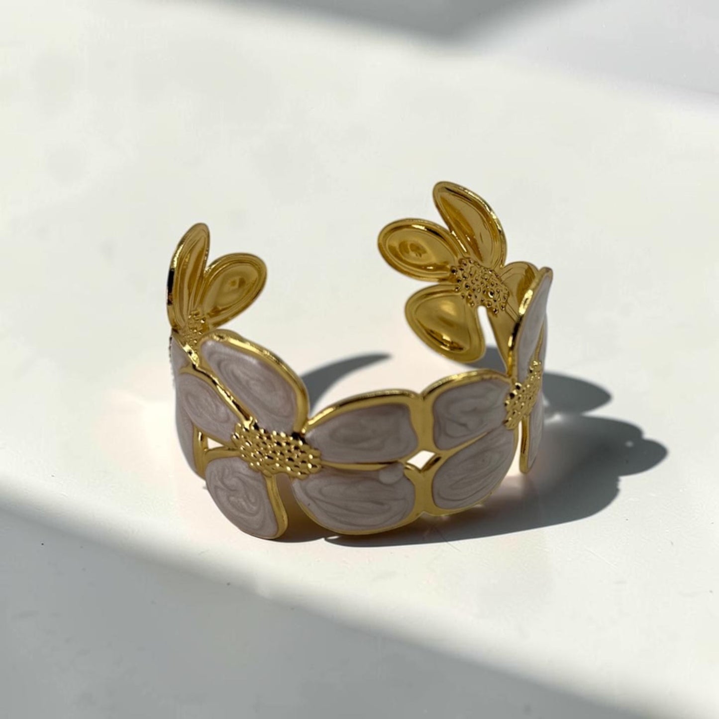 Ivory Daisy Bloom Cuff 18k Gold Plated