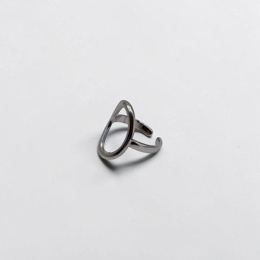 Minimal Open Oval Ring – Silver