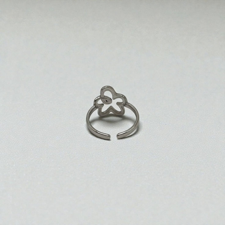 Silver flower Outline Ring- Silver