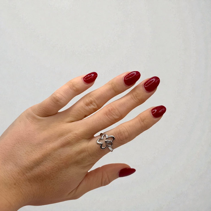 Silver flower Outline Ring- Silver